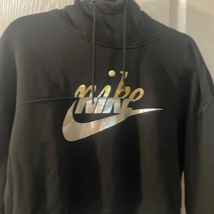 Nike Crop Hoodie  Sweater